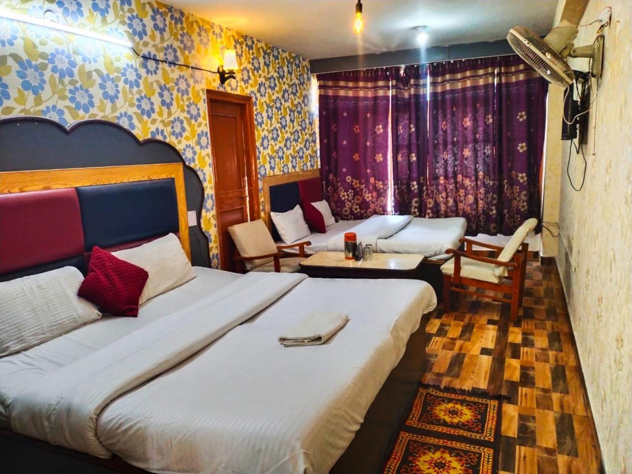 Hotel Gilbert Mountain View Manāli Eksteriør billede
